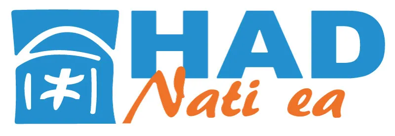 Logo HAD Nati ea avec symbole stylisé en bleu et texte bleu et orange